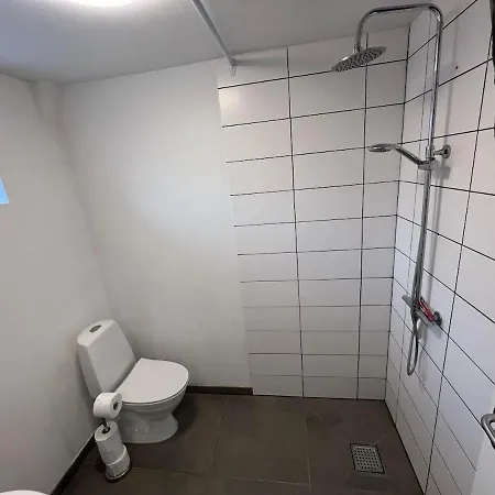 Sea Med Eget Bad Og Toilet, 200 M Til *