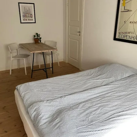 Appartement Sea Med Eget Bad Og Toilet, 200 M Til