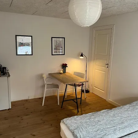 Appartement Sea Med Eget Bad Og Toilet, 200 M Til Hirtshals