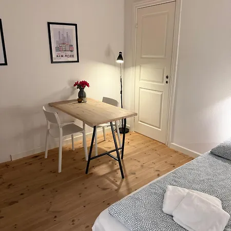 Sea Med Eget Bad Og Toilet, 200 M Til Appartement Hirtshals